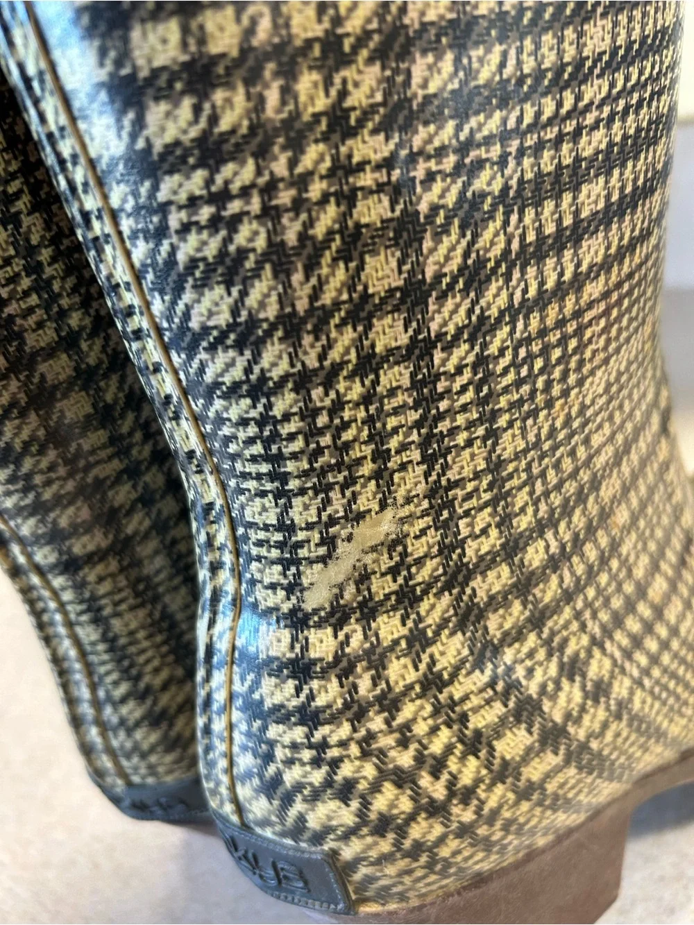 Corkys Womens Brown Houndstooth Rubber Western Rain Boots Academia Preppy Sz 9